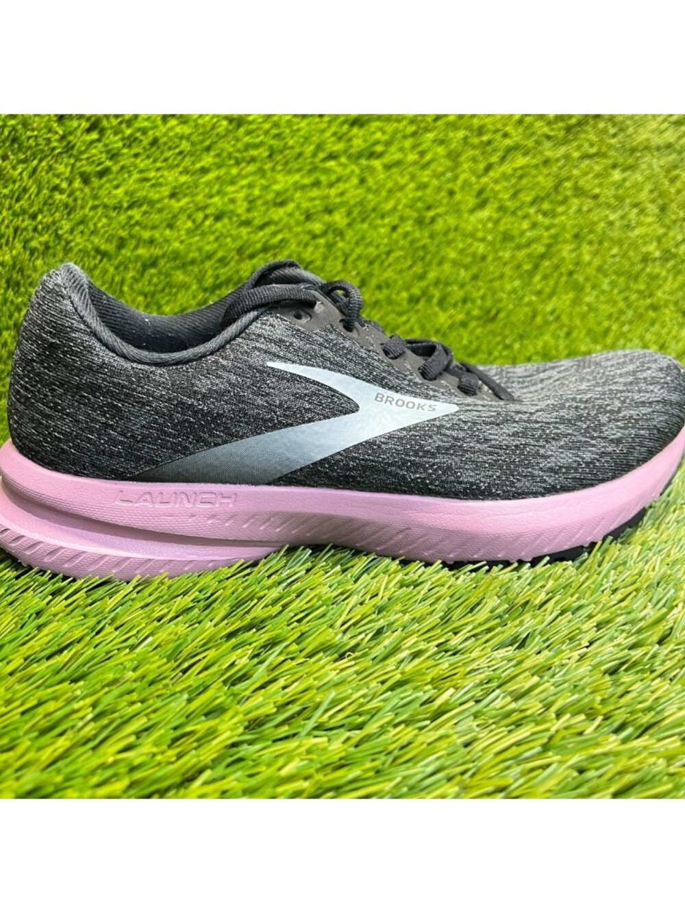 Brooks Launch 7 Womens Size 7.5 Black Gray Pink Athletic Running Shoes Sneakers